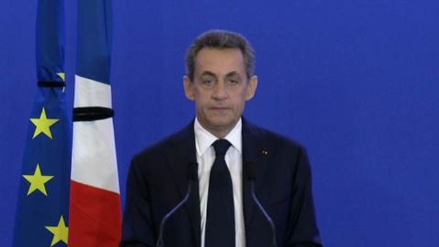 Attentats à Paris: La guerre doit être totale , selon Sarkozy