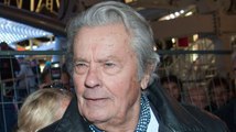 VOICI Alain Delon peut-il vraiment mourir avec son chien en le faisant piquer ?