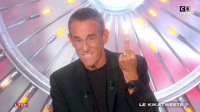 VOICI - Thierry Ardisson règle ses comptes avec Jean-Michel Apathie, qui a critiqué sa femme Audrey-Crespo Mara