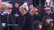 Mort de Johnny Hallyday : l'arrivée déchirante de Laeticia, Jade et Joy à l'église de la Madeleine