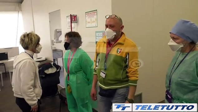 Video News - PROFUGHI, HOTSPOT IN VIA MORELLI