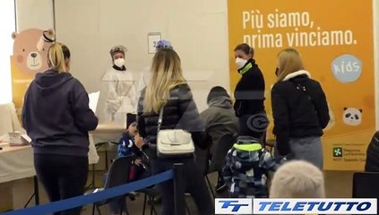 Video News - PROFUGHI, HOTSPOT IN VIA MORELLI