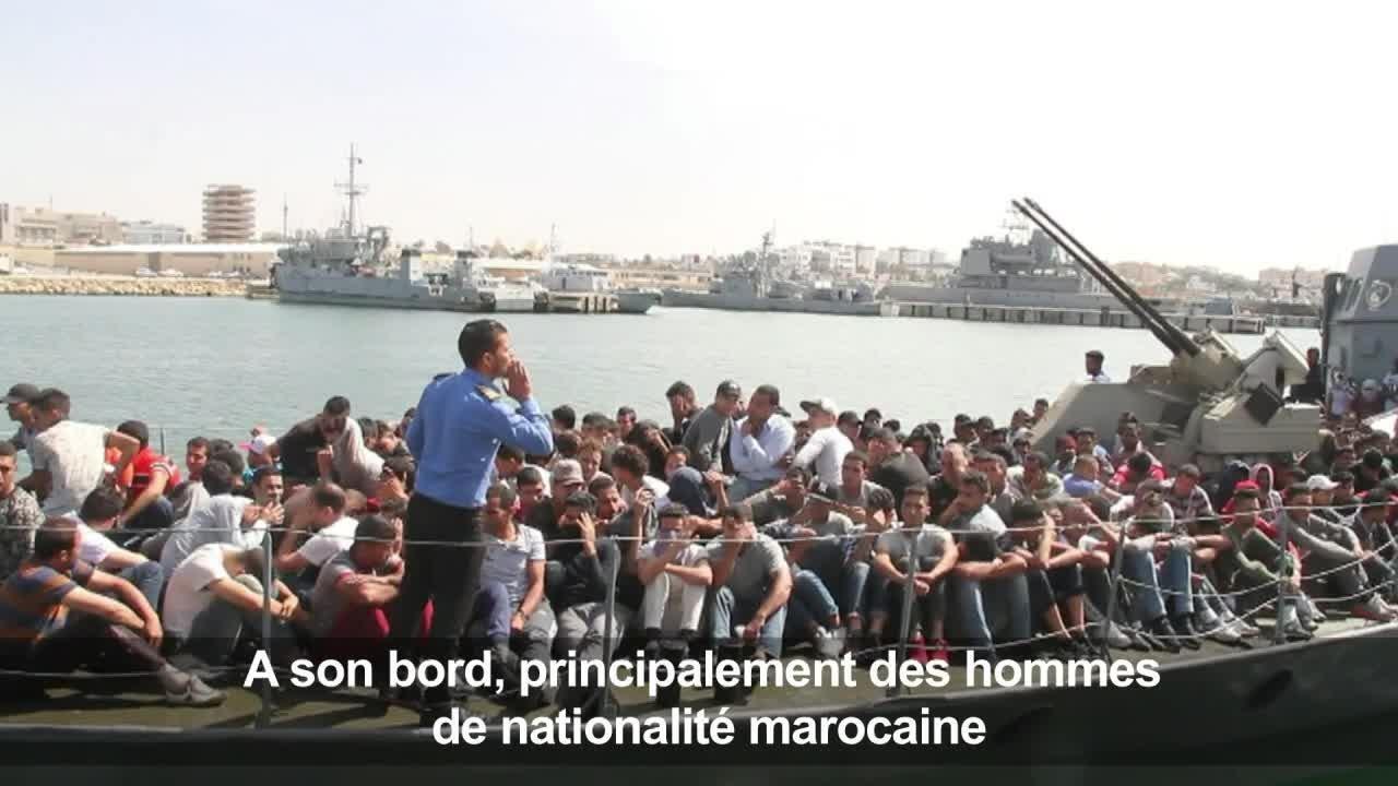 Libye: près de 500 migrants sur une embarcation interceptée
