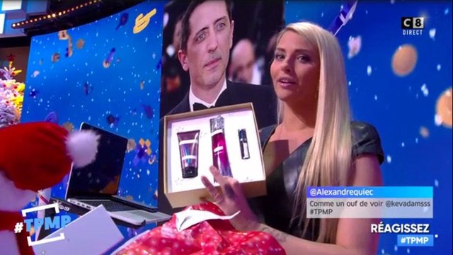 VOICI Kelli Vedovelli : sous son charme, Gad Elmaleh lui offre un très beau cadeau