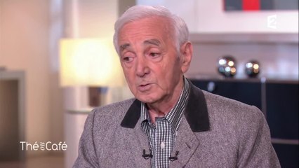 Charles Aznavour : très ému, il parle de la disparition de son ami Johnny Hallyday