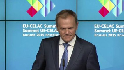 La Grèce doit se montrer "plus réaliste", dit Tusk