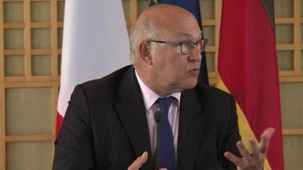 Sapin : les 35 heures "entre les mains des partenaires sociaux"