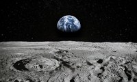 سطح القمر فيه اوكسجين يدعم 8 مليارات شخص على الأرض