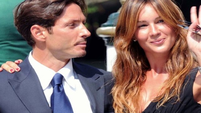 “Nuova casetta”. Pier Silvio Berlusconi e Silvia Toffanin vista mare e 26 stanze. E che prezzo