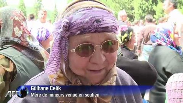 Tragédie minière en Turquie: funérailles collectives des mineurs