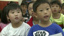 Hong Kong: des écoles pour apprendre l'accent américain