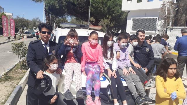 Bodrum'da Karakolda Sanat Var resim sergisi açıldı