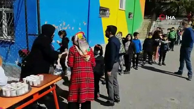 Okulda öğrencilere eski Ramazan geleneklerini yaşattılar