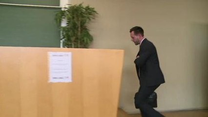 Port du voile: tensions dans le débat public, moins à la fac