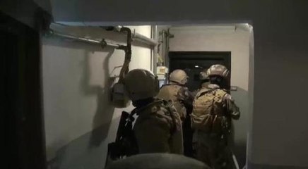 Son dakika haberleri... İSTANBUL'DA UYUŞTURUCU OPERASYONUNDA YAKALANAN 17 KİŞİ TUTUKLANDI