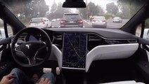 Incroyable : découvrez le nouveau pilote automatique de Tesla
