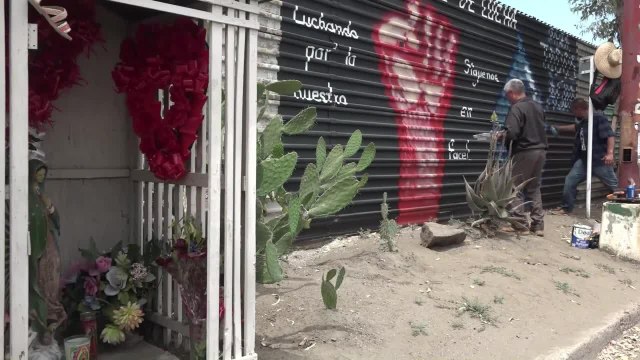 Un mur de couleurs entre le Mexique et les États-Unis