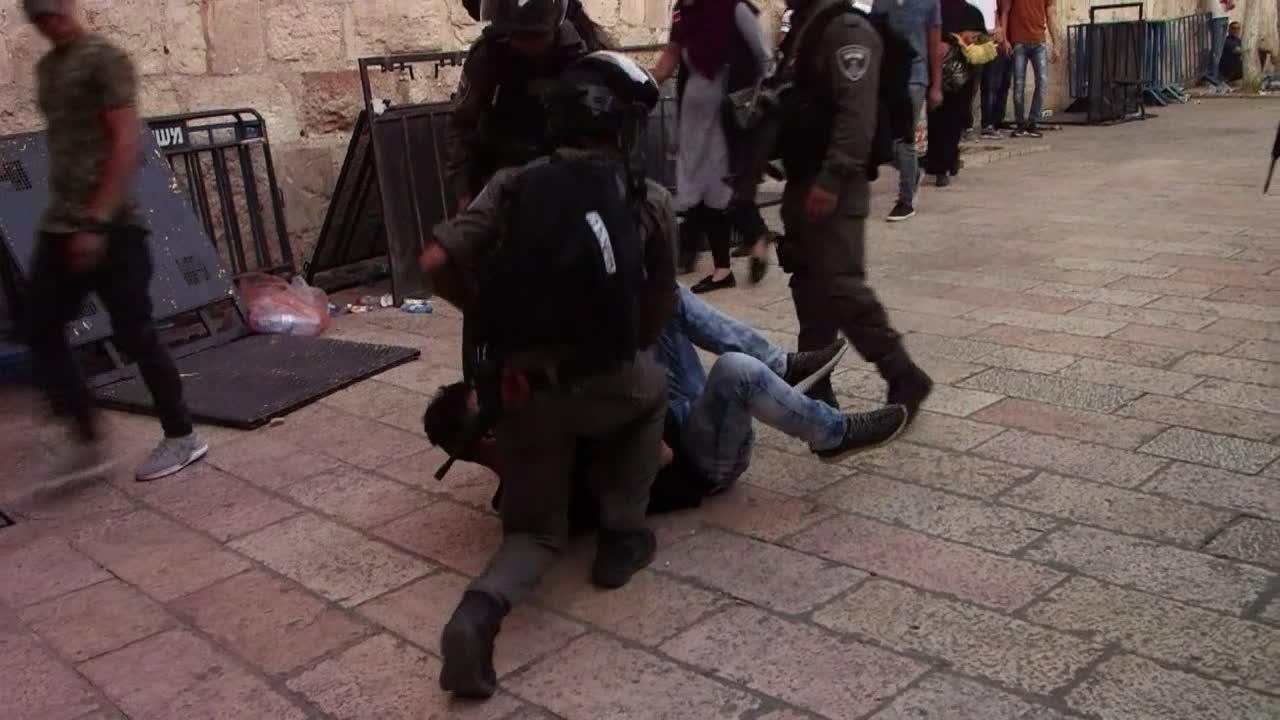 Jérusalem: heurts entre Palestiniens et forces israéliennes