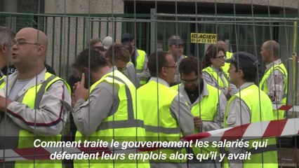 Des salariés de GM&S devant l'usine PSA de Poissy et délogés