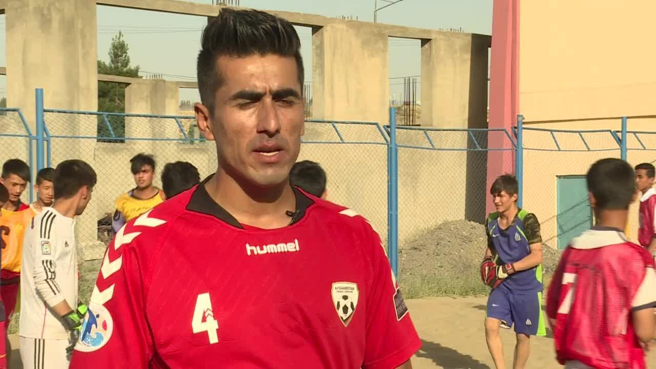 Le beach soccer en Afghanistan... la plage en moins
