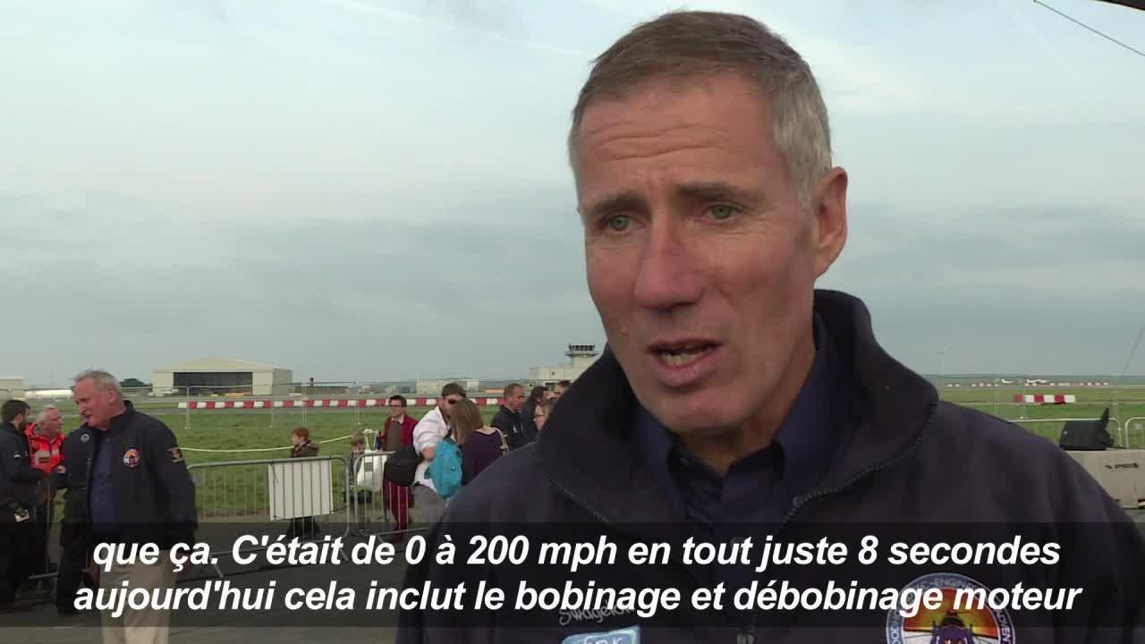 Record du monde: essais de la voiture supersonique Bloodhound