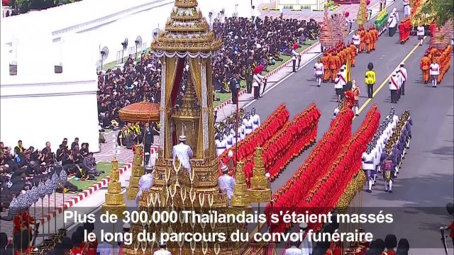 Thaïlande: funérailles grandioses orchestrées par la junte
