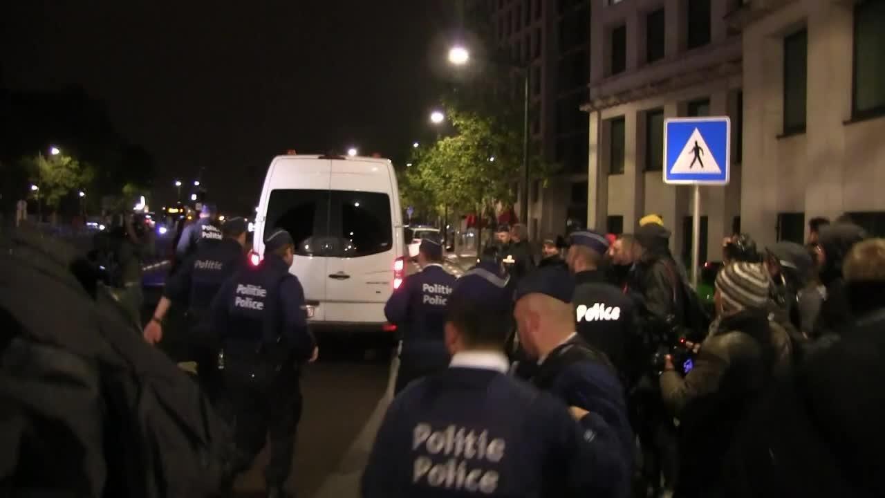 Belgique: le président catalan destitué laissé en liberté