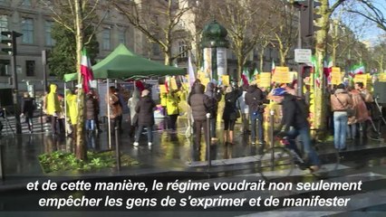 Iran: manifestation à Paris des Moudjahidine du peuple