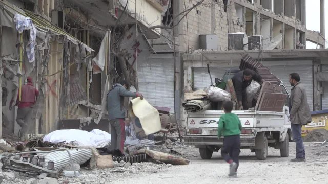 A Raqa, des falafels redonnent le sourire aux habitants