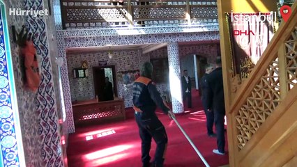 Avcılar'da camide mahsur kalan kumruyu itfaiye kurtardı