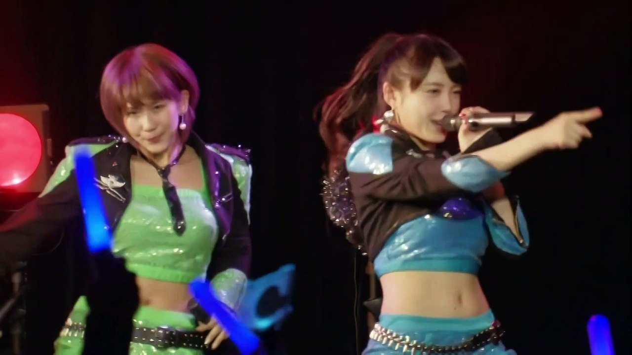 ℃-ute『愛ってもっと斬新』（ナルチカ2013秋）