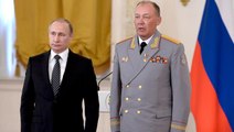 Kahramanlık madalyasını Putin'in elinden almıştı! İşte 52 sivilin öldüğü katliamın emrini veren Rus general