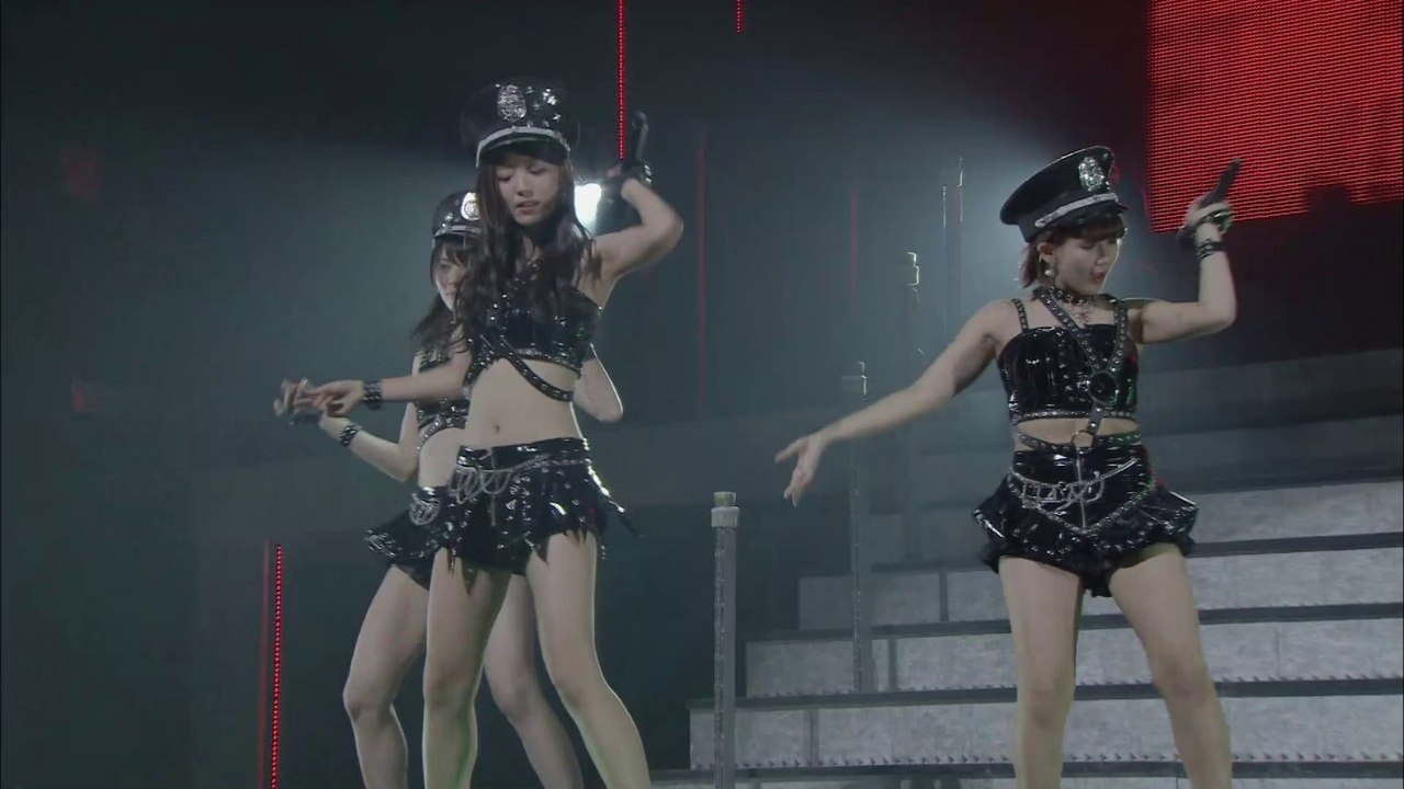 ℃-ute『愛ってもっと斬新』（2014春）