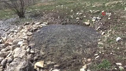 Bu köyde neredeyse her taşın altından su çıkıyor