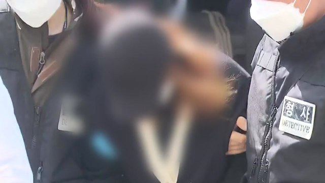 '9살·10살 아들 살해' 엄마 구속심사... 죽을죄 지어 / YTN