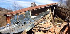 Sinop'ta heyelan: 1 ev yıkıldı, 5 ev kullanılamaz hale geldi