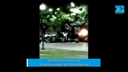 ¡Preparados, listos, ya! Picada de motos en Plaza Malvinas