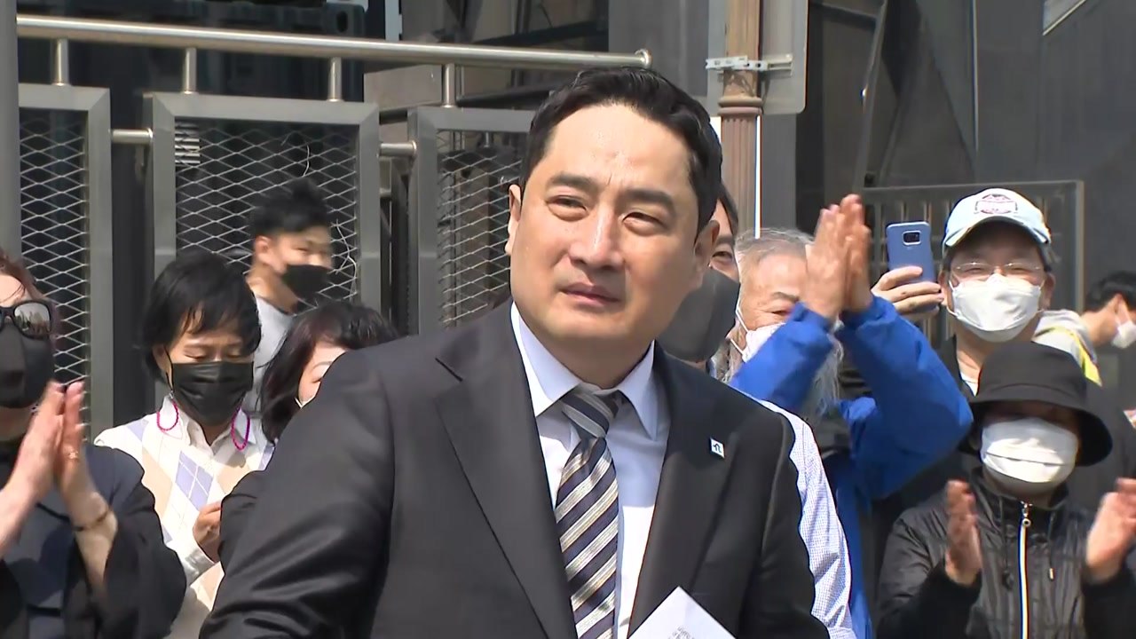 강용석 변호사 "이재명 '성남FC 후원금' 의혹 철저히 조사" / YTN