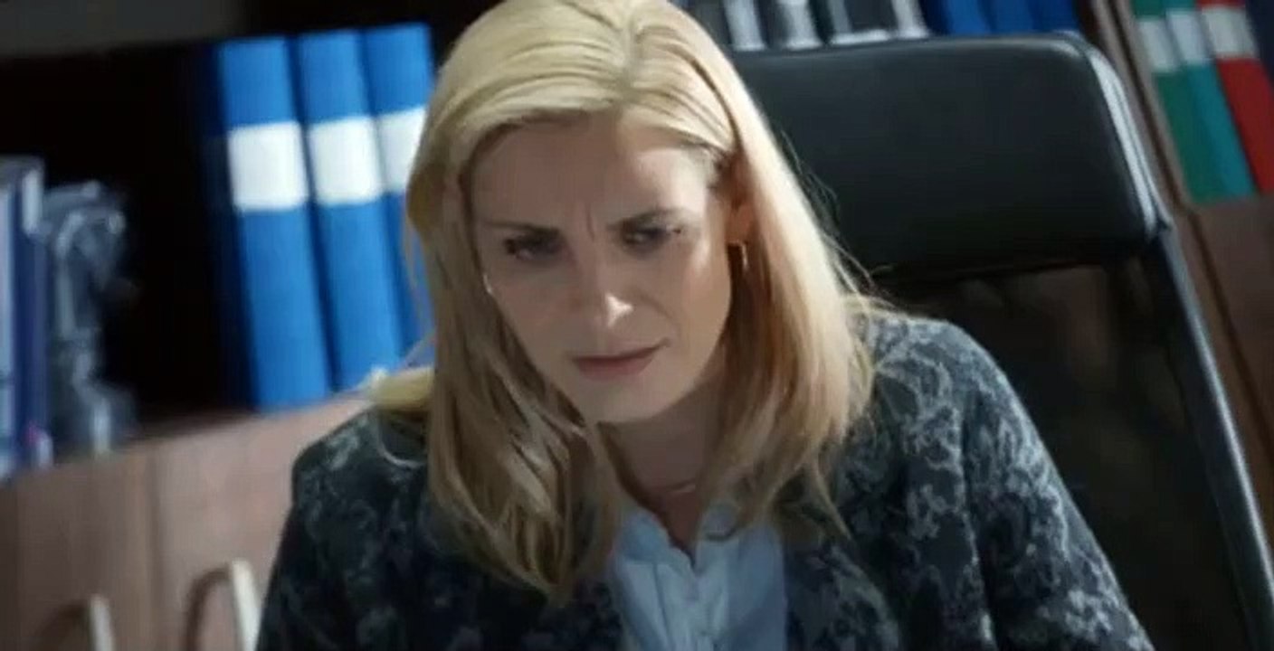 100 Code S01 E11