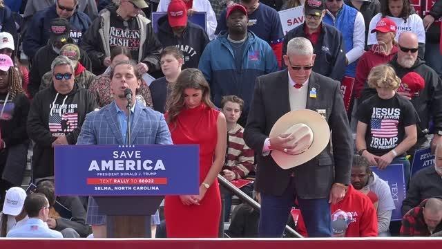 Eski ABD Başkanı Trump, Kuzey Karolina eyaletinde miting düzenledi