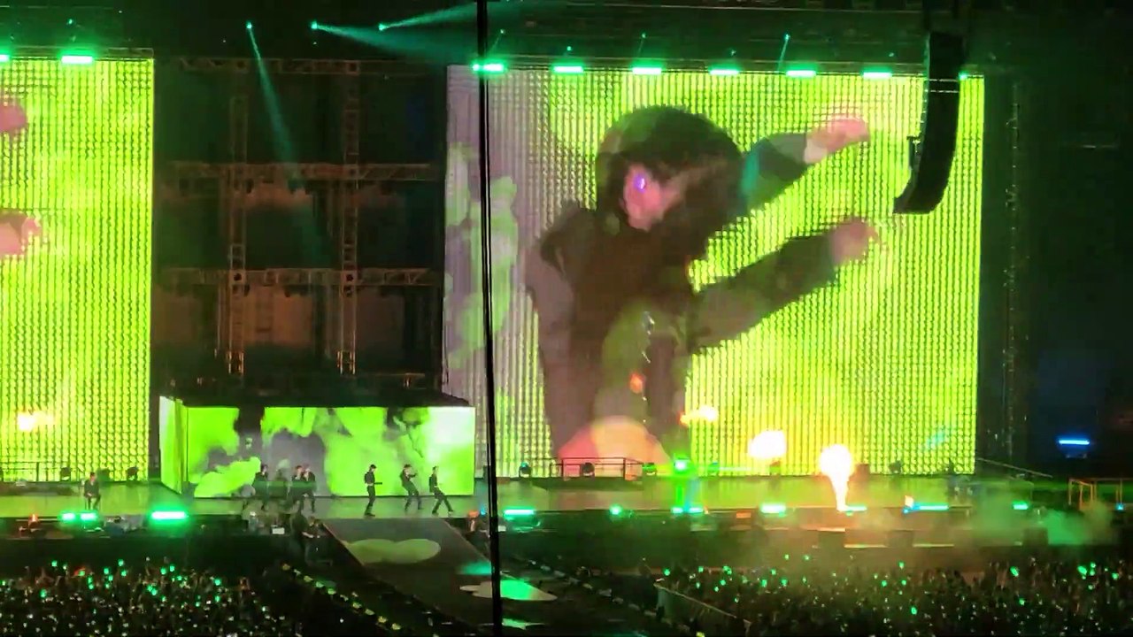 BTS PTD Tour Las Vegas Blood Sweat  Tears  Fake Love_