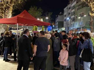 Kağıthane Meydanı geleneksel Ramazan etkinleriyle ilgi odağı oldu