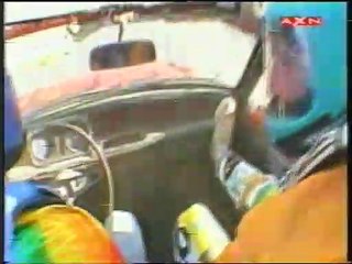 Especialistas caida libre con coche auto