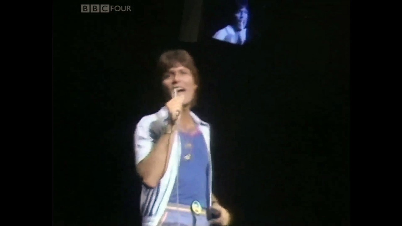 I CAN'T ASK FOR ANYMORE THAN YOU by Cliff Richard  - live performance 1976  -  HQ stereo +lyrics
