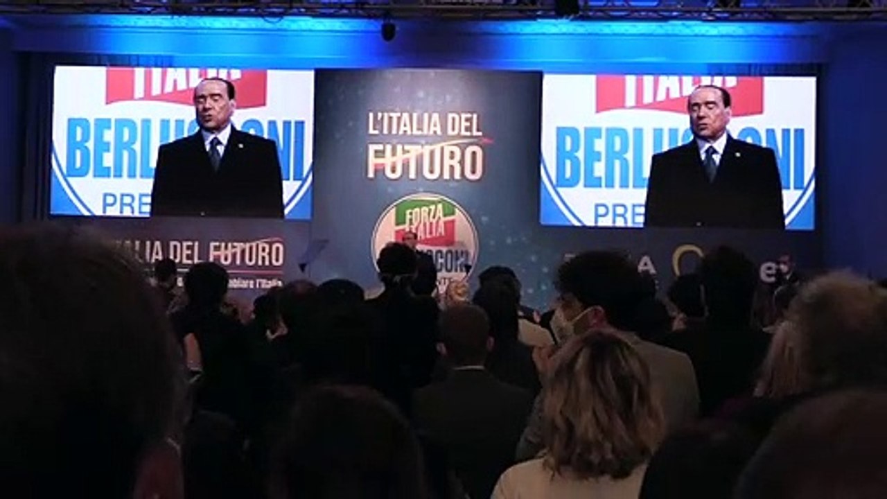 Ucraina, Berlusconi: "Deluso da Putin, diverso quando l'ho conosciuto. Russia faccia tacere le armi"
