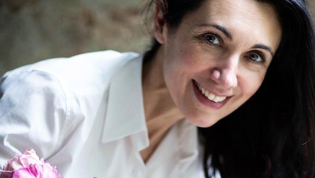 Chi è Csaba dalla Zorza di Cortesie per gli ospiti dall'età al marito, dai figli alla carriera