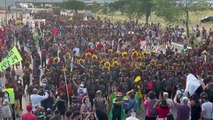Una marea de grupos indígenas en Brasilia pide la dimisión de Bolsonaro