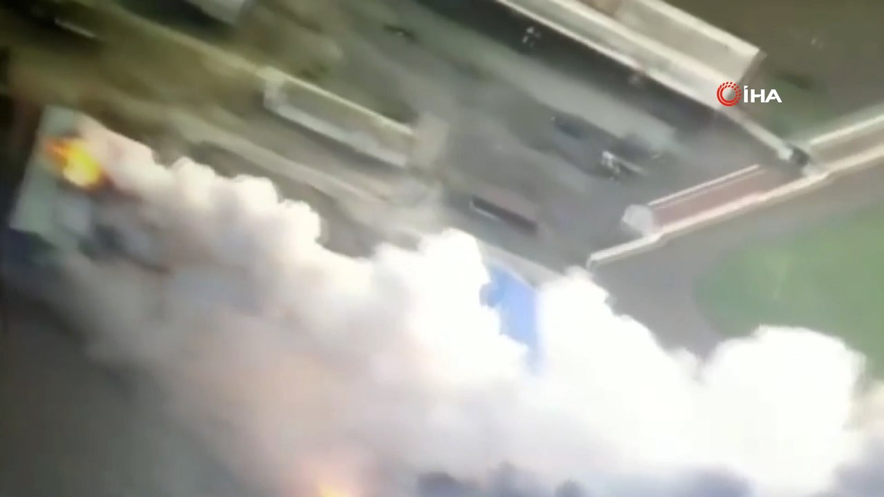 Ukrayna ordusu Rus askerlerine ait mühimmat deposunu havaya uçurdu