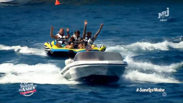 Les vacances des Anges : Thibault, Vivian et Benjamin s'éclatent sur un canapé gonflable Fous-rires garantis !