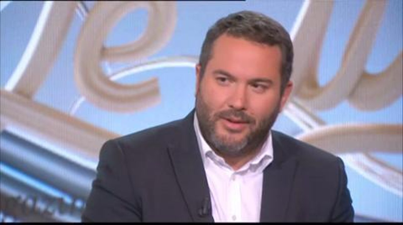 Couverture des attentats (Charlie Hebdo) : Bruce Toussaint (iTélé) interpelle le patron de BFM TV sur les interviews des terroristes (VIDEO)